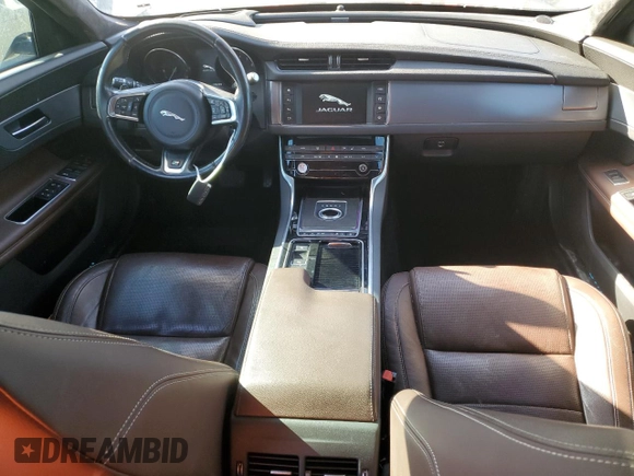 2016 Jaguar XF 35t R-Sport with VIN SAJBF4BV3GCY02477, listed as a Copart auction lot 70316864 with 83,231 mi miles and Clean Title. Bid and sale history available at carsss.com. Image 8.