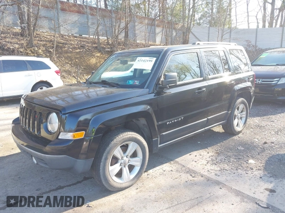 2012 Jeep Patriot Latitude with VIN 1C4NJRFB4CD686038, listed as a IAAI auction lot 42142199 with 116,416 mi miles and . Bid and sale history available at carsss.com. Image 2.
