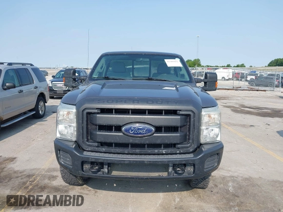 2013 Ford F-250 XL with VIN 1FTBF2B62DEB30570, listed as a IAAI auction lot 42389432 with 77,983 mi miles and . Bid and sale history available at DreamBid. Image 12.