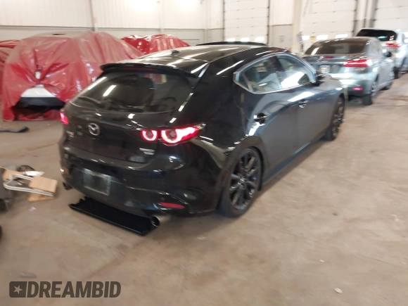 2021 Mazda 3 Premium Plus с VIN JM1BPBNY0M1348282, выставлен на аукционе IAAI как лот 42141569 с пробегом 29 848 миль миль и . История ставок и продаж доступна на DreamBid. Изображение 4.