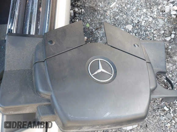 2003 Mercedes-Benz S-Class 5.0L with VIN WDBNG84J03A377024, listed as a IAAI auction lot 41749903 with 114,096 mi miles. Bid and sale history available at carsss.com. Image 12.