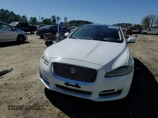 2016 Jaguar XJ Portfolio with VIN SAJWA2G70G8W01136, listed as a Copart auction lot 50120455 with 92,224 mi miles and Salvage title. Bid and sale history available at DreamBid. Image 11.