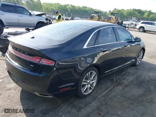 2013 Lincoln MKZ with VIN 3LN6L2GK3DR816190, listed as a IAAI auction lot 42093774 with 156,364 mi miles. Bid and sale history available at carsss.com. Image 4.