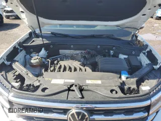 2021 Volkswagen Atlas SE with VIN 1V2PE2CA1MC237020, listed as a Copart auction lot 52083335 with 45,978 mi miles and Salvage title. Bid and sale history available at DreamBid. Image 14.