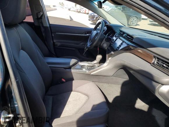 2019 Toyota Camry LE with VIN 4T1B11HK7KU794794, listed as a Copart auction lot 43795055 with 155,943 mi miles and Clean Title. Bid and sale history available at carsss.com. Image 5.