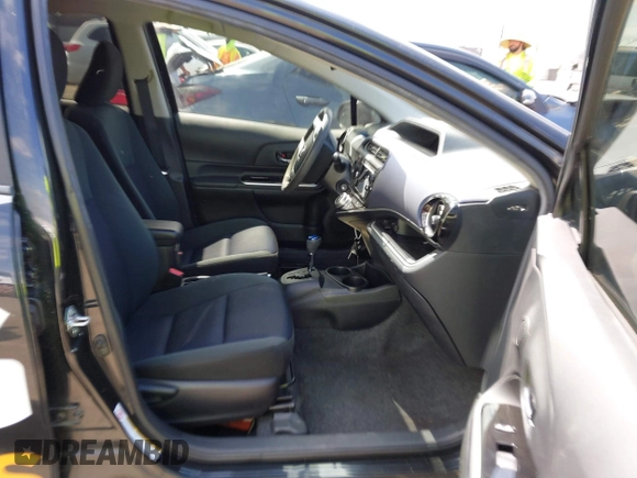2016 Toyota Prius One z VIN JTDKDTB34G1125061, wystawiony jako IAAI lot #41866419 z przebiegiem 50 617 mil mil oraz . Historia ofert i sprzedaży dostępna na DreamBid. Obrazek 5.