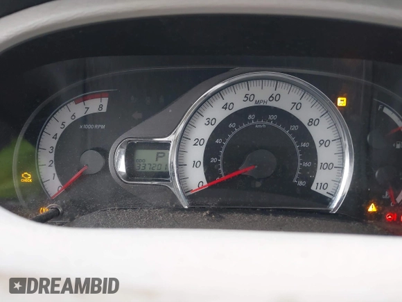 2011 Toyota Sienna SE with VIN 5TDXK3DC0BS122811, listed as a IAAI auction lot 41491159 with 337,201 mi miles and . Bid and sale history available at DreamBid. Image 7.
