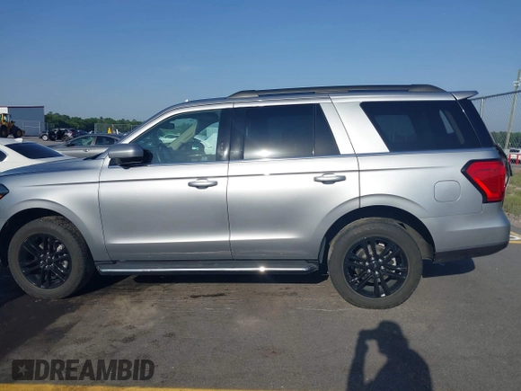 2023 Ford Expedition XLT with VIN 1FMJU1H87PEA08145, listed as a IAAI auction lot 42268401 with 42,801 mi miles and . Bid and sale history available at DreamBid. Image 14.