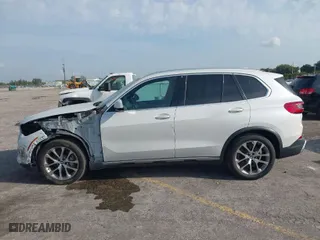 2019 BMW X5 xDrive40i with VIN 5UXCR6C50KLL04572, listed as a IAAI auction lot 41866113 with 56,642 mi miles. Bid and sale history available at carsss.com. Image 15.