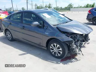 2021 Toyota Prius LE with VIN JTDKAMFP3M3193640, listed as a IAAI auction lot 42023593 with 17,841 mi miles and . Bid and sale history available at DreamBid. Image 1.