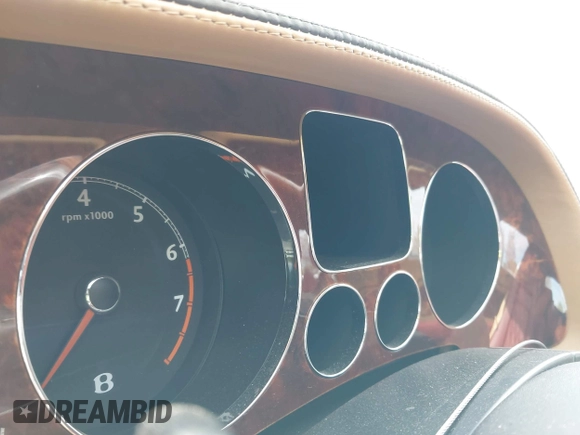 2007 Bentley Continental GT с VIN SCBDR33W87C049953, выставлен на аукционе IAAI как лот 42077307 с пробегом Не указан миль и . История ставок и продаж доступна на DreamBid. Изображение 7.