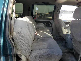 1997 Chevrolet Suburban with VIN 3GNFK16R4VG163602, listed as a Copart auction lot 76081984 with 243,169 mi miles and Salvage Title. Bid and sale history available at carsss.com. Image 11.