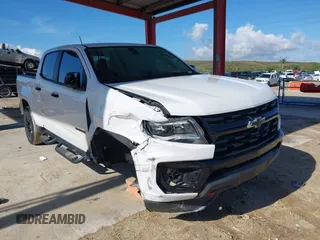 2022 Chevrolet Colorado 2WD LT z VIN 1GCGSCEN8N1212483, wystawiony jako IAAI lot #42233607 z przebiegiem 46 091 mil mil oraz . Historia ofert i sprzedaży dostępna na DreamBid. Obrazek 1.