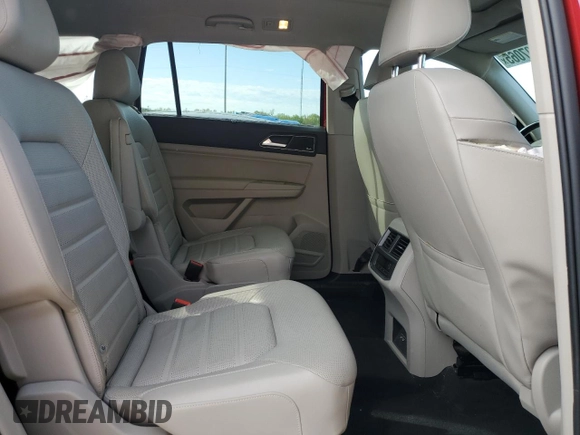 2018 Volkswagen Atlas SEL Premium with VIN 1V2NR2CA4JC575843, listed as a Copart auction lot 54007065 with 114,873 mi miles and Salvage title. Bid and sale history available at DreamBid. Image 11.