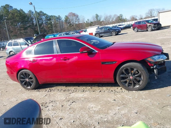 2018 Jaguar XF 25t Premium with VIN SAJBJ4FX1JCY55244, listed as a IAAI auction lot 41123344 with 57,373 mi miles. Bid and sale history available at carsss.com. Image 13.