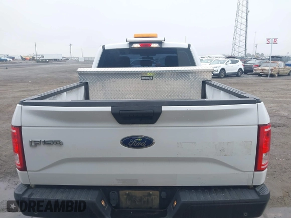 2015 Ford F-150 XLT с VIN 1FTEX1EP7FKD38179, выставлен на аукционе IAAI как лот 41433816 с пробегом 153 496 миль миль и . История ставок и продаж доступна на DreamBid. Изображение 16.