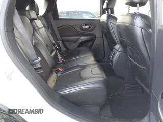 2019 Jeep Cherokee Latitude Plus with VIN 1C4PJMLX2KD254946, listed as a IAAI auction lot 41581777 with 49,748 mi miles. Bid and sale history available at carsss.com. Image 8.