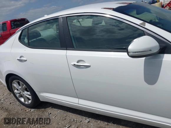 2012 Kia Optima EX with VIN 5XXGN4A77CG042042, listed as a IAAI auction lot 42071006 with 192,180 mi miles. Bid and sale history available at carsss.com. Image 13.