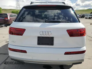 2019 Audi Q7 Premium Plus with VIN WA1LHAF75KD021660, listed as a Copart auction lot 57448675 with 70,411 mi miles and Salvage title. Bid and sale history available at DreamBid. Image 6.