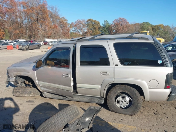 2005 Chevrolet Tahoe LT with VIN 1GNEC13T15R218984, listed as a IAAI auction lot 41017590 with 248,781 mi miles. Bid and sale history available at carsss.com. Image 14.