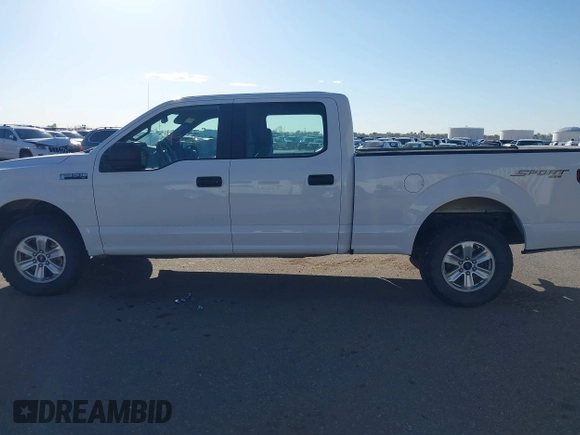2018 Ford F-150 XL with VIN 1FTFW1E5XJFE79125, listed as a IAAI auction lot 42043296 with 165,003 mi miles. Bid and sale history available at carsss.com. Image 14.
