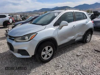 2020 Chevrolet Trax LT с VIN KL7CJPSB9LB038110, выставлен на аукционе Copart как лот 60111125 с пробегом 54 710 миль миль и Списание • Salvage title. История ставок и продаж доступна на DreamBid. Изображение 1.
