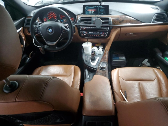 2017 BMW 3 Series 330i xDrive with VIN WBA8Z9C52HG452794, listed as a Copart auction lot 87289364 with 82,108 mi miles and Clean Title. Bid and sale history available at carsss.com. Image 8.