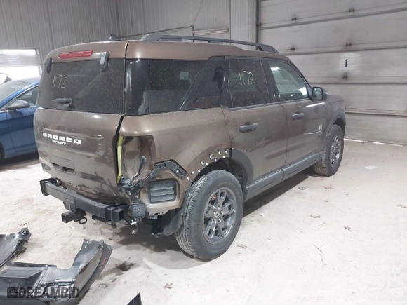 2022 Ford Bronco Sport Big Bend with VIN 3FMCR9B68NRE36560, listed as a IAAI auction lot 41811172 with 23,351 mi miles. Bid and sale history available at carsss.com. Image 4.