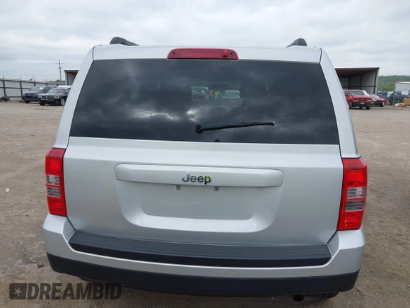 2011 Jeep Patriot Sport with VIN 1J4NT1GA1BD108246, listed as a IAAI auction lot 42010042 with 118,472 mi miles and . Bid and sale history available at carsss.com. Image 17.