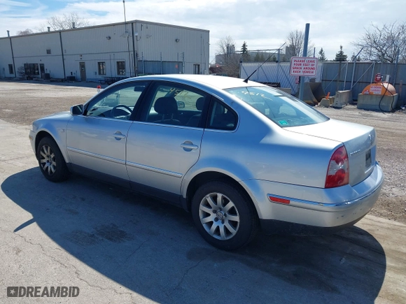 2003 Volkswagen Passat GLS with VIN WVWPD63B43P396108, listed as a IAAI auction lot 41884512 with 87,004 mi miles. Bid and sale history available at carsss.com. Image 3.
