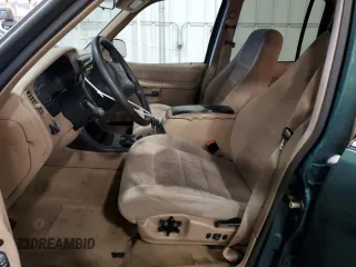 2001 Ford Explorer XLT with VIN 1FMZU63E71ZA80010, listed as a Copart auction lot 88068715 with 112,239 mi miles and Salvage title. Bid and sale history available at DreamBid. Image 7.