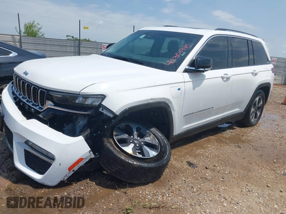 2023 Jeep Grand Cherokee with VIN 1C4RJYB63PC649000, listed as a IAAI auction lot 42306975 with 29,948 mi miles and . Bid and sale history available at DreamBid. Image 17.