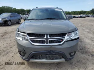 2019 Dodge Journey SE with VIN 3C4PDCBB9KT872444, listed as a Copart auction lot 61310125 with 48,520 mi miles and Salvage title. Bid and sale history available at DreamBid. Image 5.
