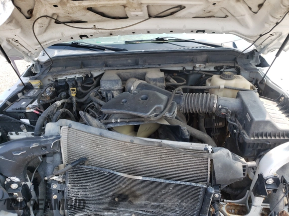 2013 Ford F-250 XL with VIN 1FD7X2B66DEA24301, listed as a Copart auction lot 48627771 with 244,779 mi miles and Salvage title. Bid and sale history available at DreamBid. Image 7.
