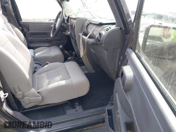 2009 Jeep Wrangler Rubicon с VIN 1J4GA64159L706906, выставлен на аукционе IAAI как лот 42463660 с пробегом Не указан миль и . История ставок и продаж доступна на DreamBid. Изображение 5.