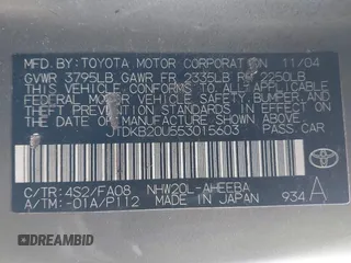 2005 Toyota Prius z VIN JTDKB20U553015603, wystawiony jako IAAI lot #41753696 z przebiegiem 299 999 mil mil oraz . Historia ofert i sprzedaży dostępna na DreamBid. Obrazek 9.