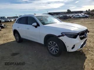 2024 Mercedes-Benz GLC with VIN W1NKM4HB6RF208185, listed as a Copart auction lot 45773925 with 2,936 mi miles and Salvage Title. Bid and sale history available at carsss.com. Image 4.