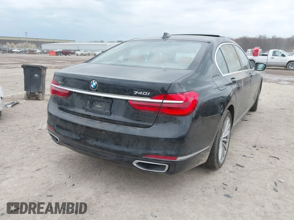 2017 BMW 7 Series 740i xDrive z VIN WBA7E4C55HGU99165, wystawiony jako IAAI lot #42073278 z przebiegiem 47 506 mil mil oraz . Historia ofert i sprzedaży dostępna na DreamBid. Obrazek 4.