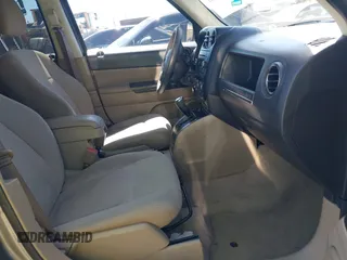2013 Jeep Patriot Sport z VIN 1C4NJPBB8DD168770, wystawiony jako IAAI lot #41923641 z przebiegiem 104 747 mil mil oraz . Historia ofert i sprzedaży dostępna na DreamBid. Obrazek 5.
