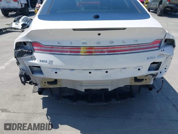 2015 Lincoln MKZ Hybrid with VIN 3LN6L2LU6FR614177, listed as a IAAI auction lot 42442715 with 171,460 mi miles and . Bid and sale history available at DreamBid. Image 6.