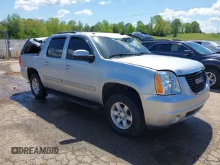 2012 GMC Yukon XL SLT z VIN 1GKS1KE05CR173348, wystawiony jako IAAI lot #42013770 z przebiegiem 200 406 mil mil oraz . Historia ofert i sprzedaży dostępna na DreamBid. Obrazek 1.