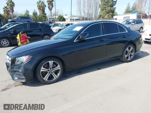 2019 Mercedes-Benz E 300 z VIN WDDZF4JB9KA509360, wystawiony jako IAAI lot #41846674 z przebiegiem 202 663 mil mil oraz . Historia ofert i sprzedaży dostępna na DreamBid. Obrazek 2.