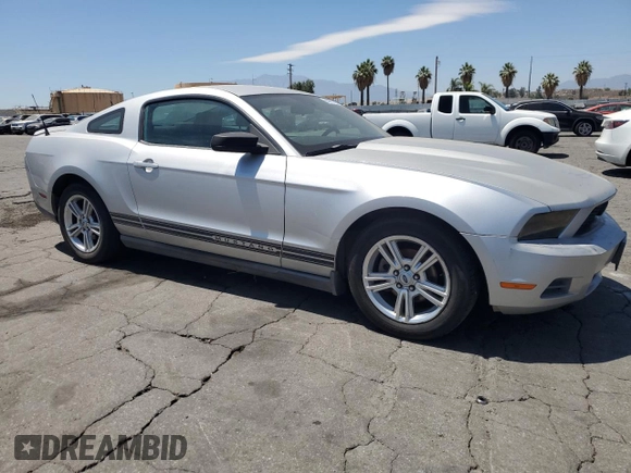 2010 Ford Mustang V6 with VIN 1ZVBP8AN1A5134837, listed as a Copart auction lot 63277735 with 196,203 mi miles and Clean title. Bid and sale history available at DreamBid. Image 4.