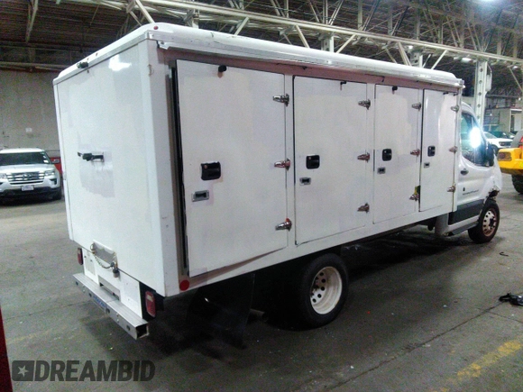 2017 Ford Transit with VIN 1FDBF8ZM4HKB39877, listed as a IAAI auction lot 40641877 with Not provided miles and . Bid and sale history available at DreamBid. Image 4.