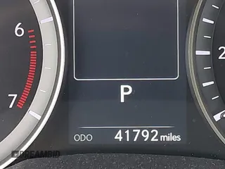 2018 Lexus ES with VIN 58ABK1GG4JU087587, listed as a IAAI auction lot 41869620 with 41,792 mi miles. Bid and sale history available at carsss.com. Image 15.