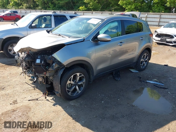 2020 Kia Sportage LX z VIN KNDPMCAC8L7628865, wystawiony jako IAAI lot #42190291 z przebiegiem 72 646 mil mil oraz . Historia ofert i sprzedaży dostępna na DreamBid. Obrazek 2.
