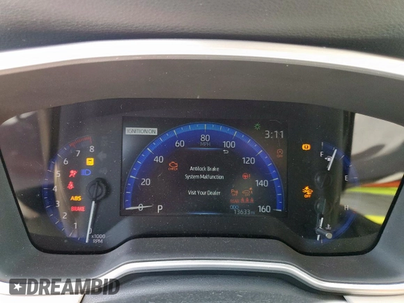 2022 Toyota Corolla Cross XLE with VIN 7MUDAAAG7NV019610, listed as a Copart auction lot 55146165 with 13,633 mi miles and Salvage title. Bid and sale history available at DreamBid. Image 9.