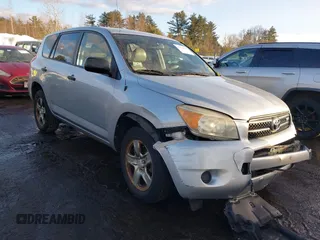 2008 Toyota RAV4 with VIN JTMBK33V886044963, listed as a IAAI auction lot 41633091 with 128,033 mi miles. Bid and sale history available at carsss.com. Image 1.