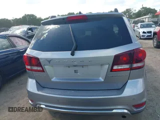 2017 Dodge Journey Crossroad Plus z VIN 3C4PDCGB7HT617499, wystawiony jako IAAI lot #42531173 z przebiegiem 176 182 mil mil oraz . Historia ofert i sprzedaży dostępna na DreamBid. Obrazek 16.