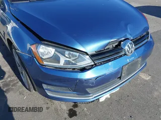 2015 Volkswagen Golf SportWagen TDI SE with VIN 3VWCA7AUXFM516566, listed as a IAAI auction lot 41437667 with 140,554 mi miles. Bid and sale history available at carsss.com. Image 17.